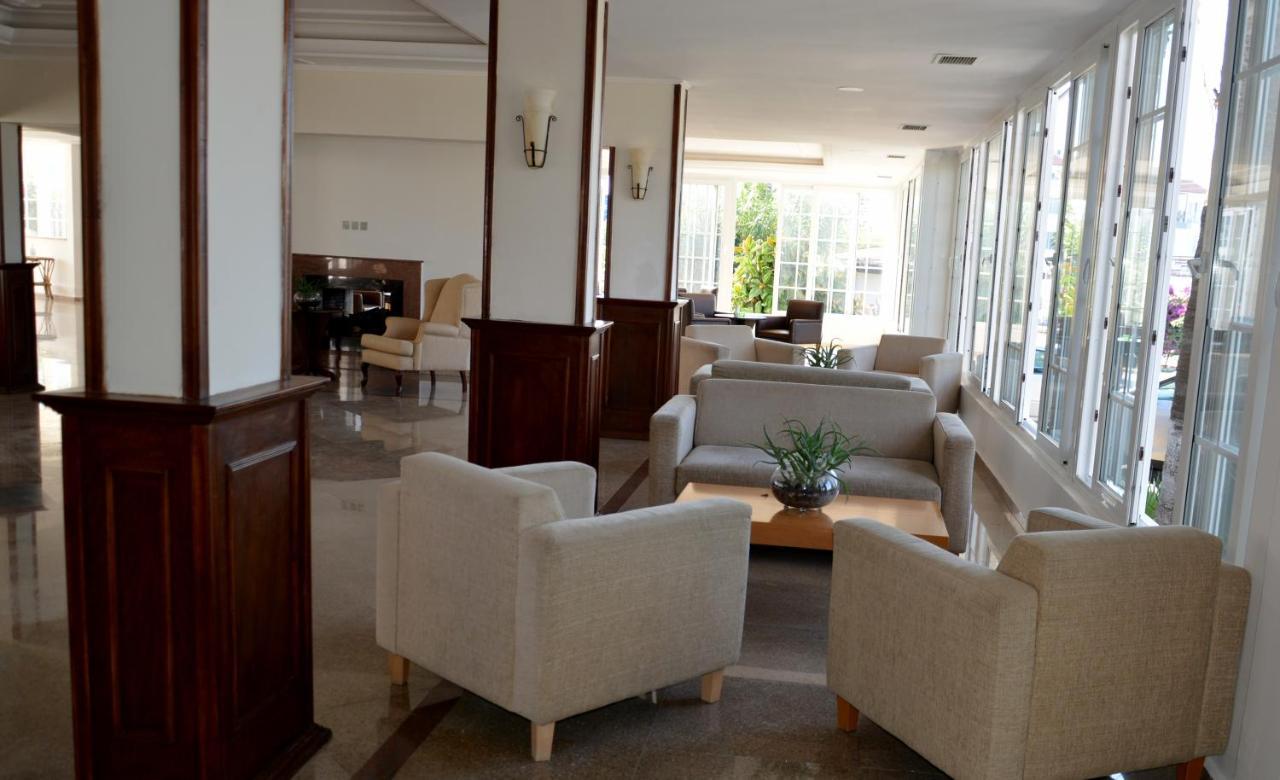Club Lapethos Bungalow Kerýnia Eksteriør bilde